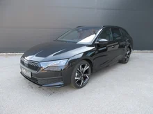 Škoda Octavia Combi Sportline TDI DSG in Black-Magic Perleffekt