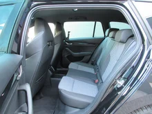 Škoda Octavia Combi Sportline TDI DSG in Black-Magic Perleffekt