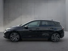 VW Golf Rabbit mHEV TSI DSG in Grenadillschwarz Metallic
