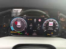 VW Golf Rabbit mHEV TSI DSG in Grenadillschwarz Metallic