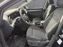 VW Golf Rabbit mHEV TSI DSG in Grenadillschwarz Metallic