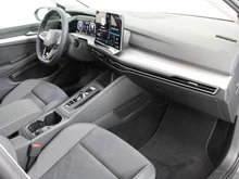 VW Golf Rabbit mHEV DSG in Delfingrau Metallic