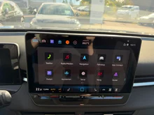 VW T-Roc Life eTSI DSG in Grenadillschwarz Metallic