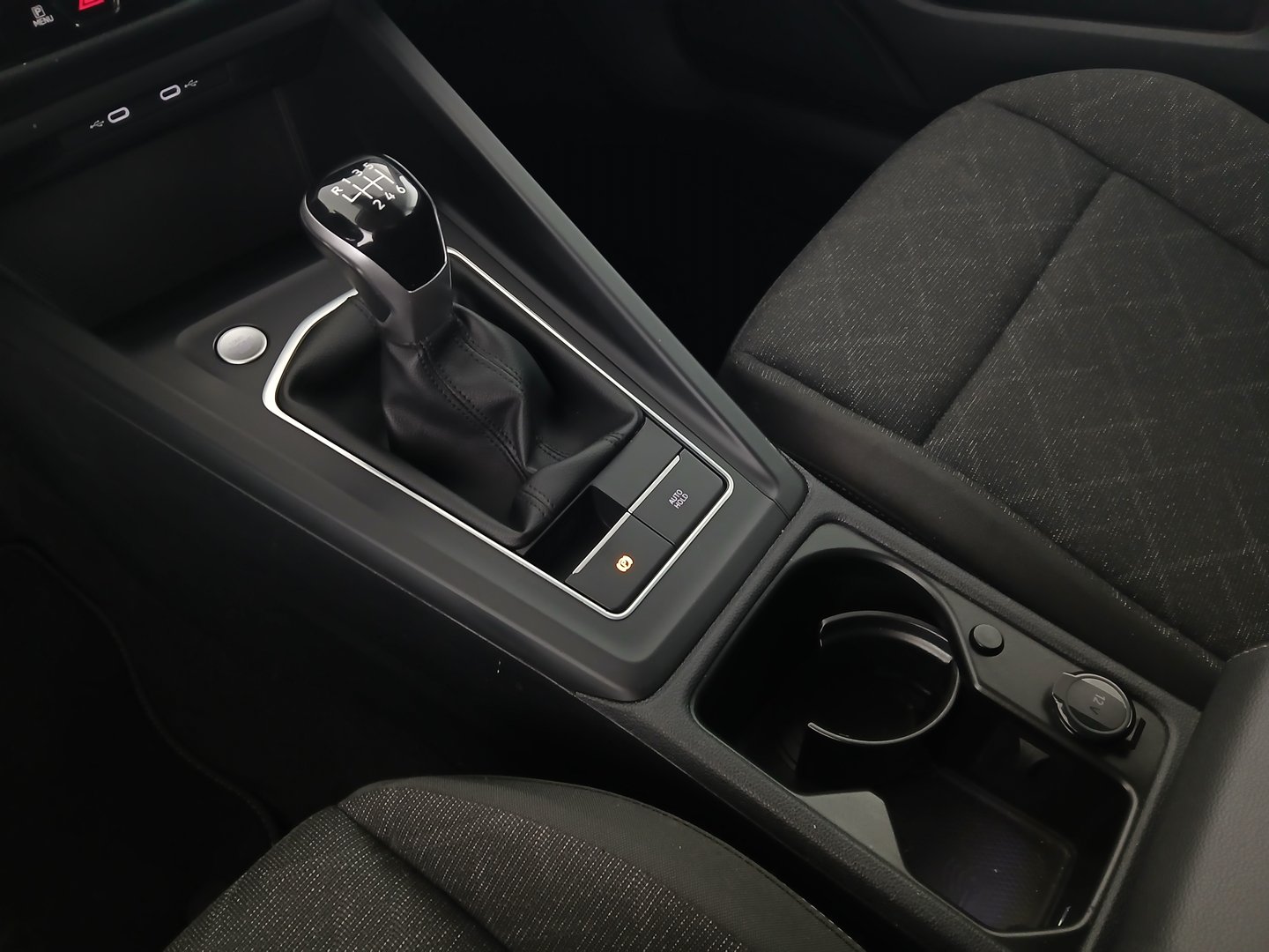 VW Golf Variant Life TSI | Bild 24 von 28