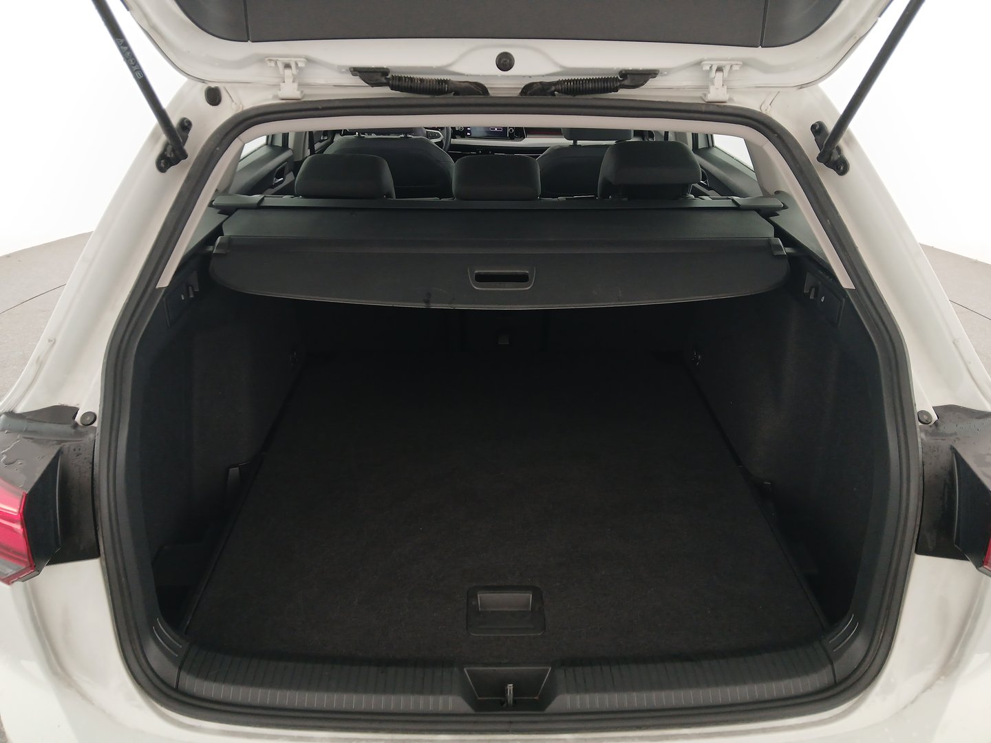 VW Golf Variant Life TSI | Bild 26 von 28