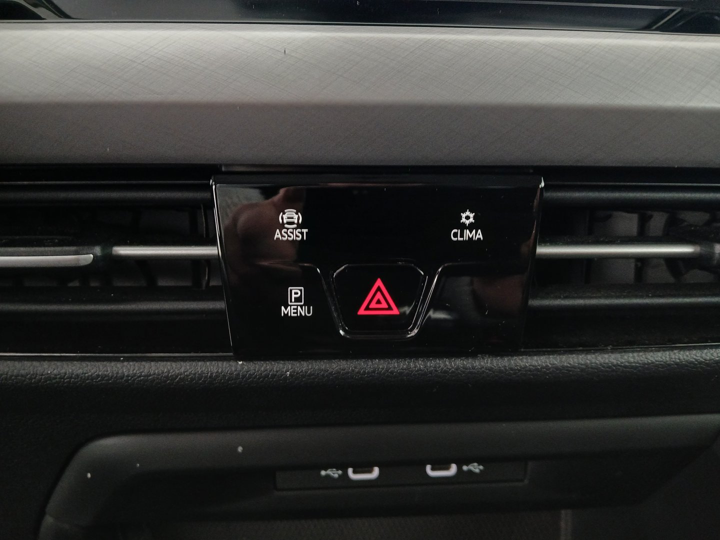 VW Golf Variant Life TSI | Bild 23 von 28