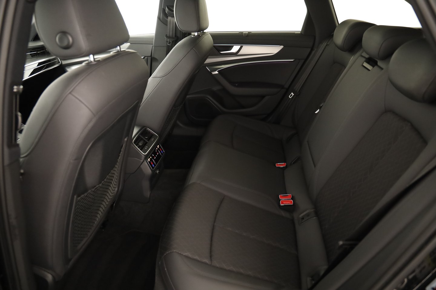 Audi A6 Avant 35 TDI Design | Bild 18 von 24