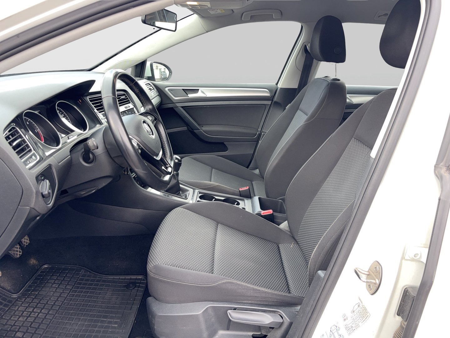 VW Golf Variant TDI SCR | Bild 12 von 25