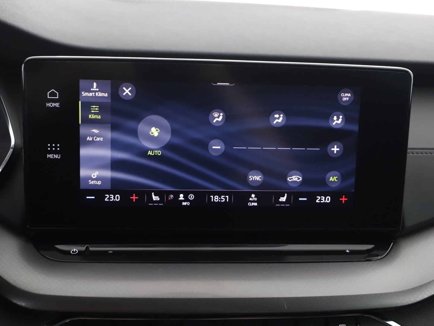 Škoda OCTAVIA Combi Ambition TDI DSG | Bild 12 von 23