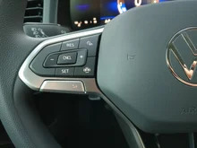 VW Taigo 4Me TSI in Deep Black Perleffekt