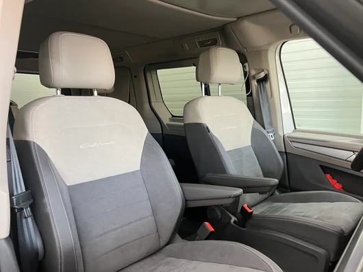 Bild eines VW California Beach eHybrid 180 kW 4M