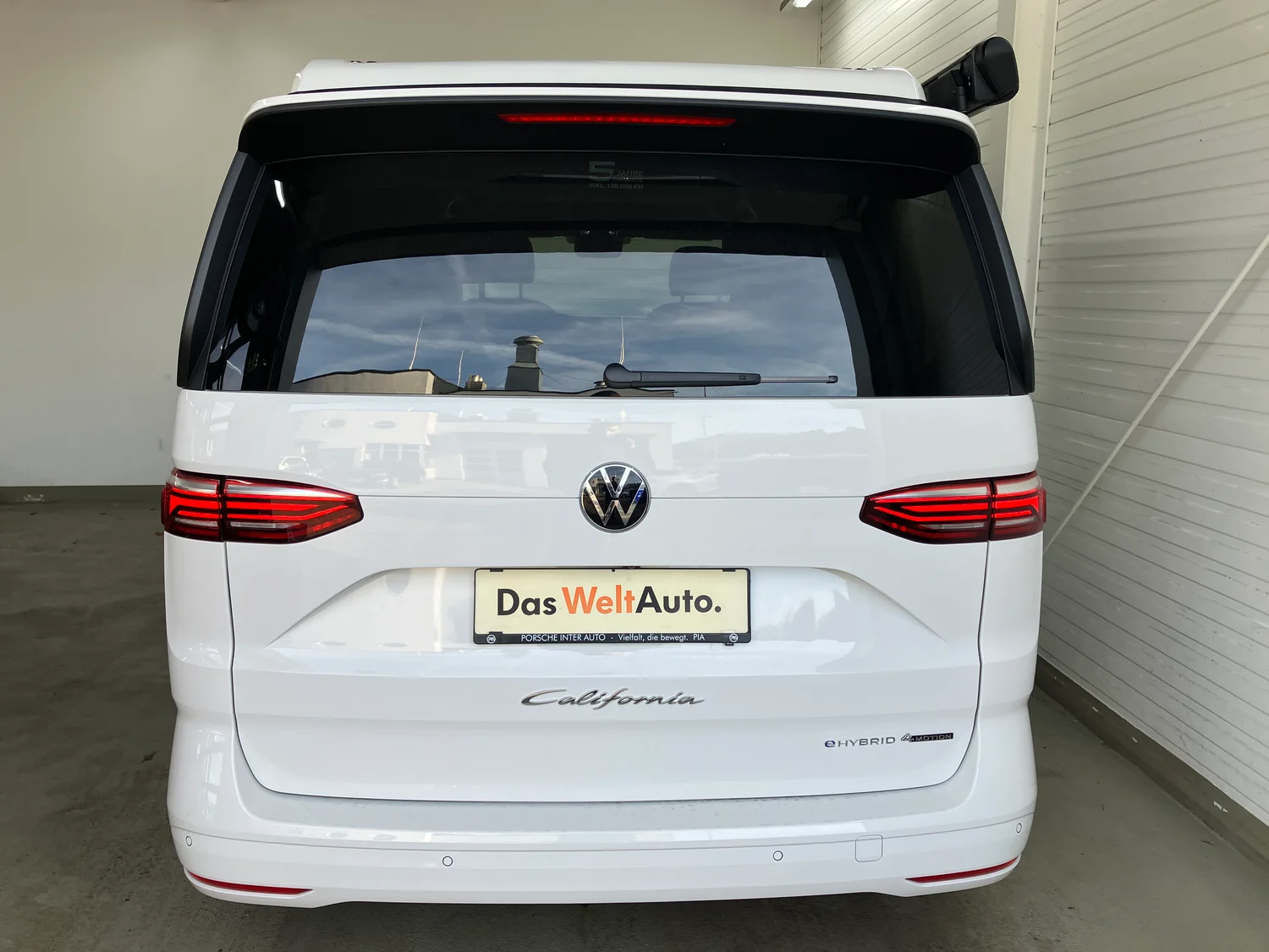 Bild eines VW California Beach eHybrid 180 kW 4M