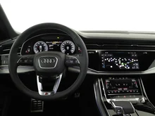 Audi Q8 e-hybrid quattro 360 kW in Daytonagrau Perleffekt