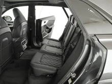 Audi Q8 e-hybrid quattro 360 kW in Daytonagrau Perleffekt