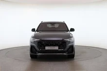 Audi Q8 e-hybrid quattro 360 kW in Daytonagrau Perleffekt