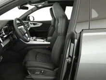 Audi Q8 e-hybrid quattro 360 kW in Daytonagrau Perleffekt