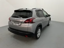 Peugeot 2008 Active in grau metallic