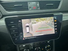 Škoda Superb Combi 4x4 SCOUT TDI DSG in Lava-Blau Metallic