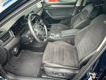 Škoda Superb Combi 4x4 SCOUT TDI DSG in Lava-Blau Metallic