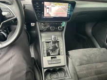 Škoda Superb Combi 4x4 SCOUT TDI DSG in Lava-Blau Metallic