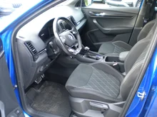 Škoda Karoq 4x4 SPORTLINE TDI DSG in Race-Blau Metallic