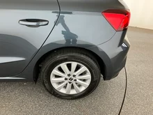SEAT Ibiza Reference Edition 1.0 80PS in Magnet-Grau Metallic