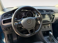 VW Touran TDI DSG in Caribbean Blue Metallic