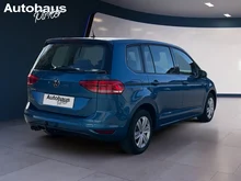 VW Touran TDI DSG in Caribbean Blue Metallic