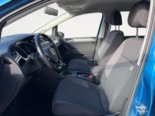 VW Touran TDI DSG in Caribbean Blue Metallic