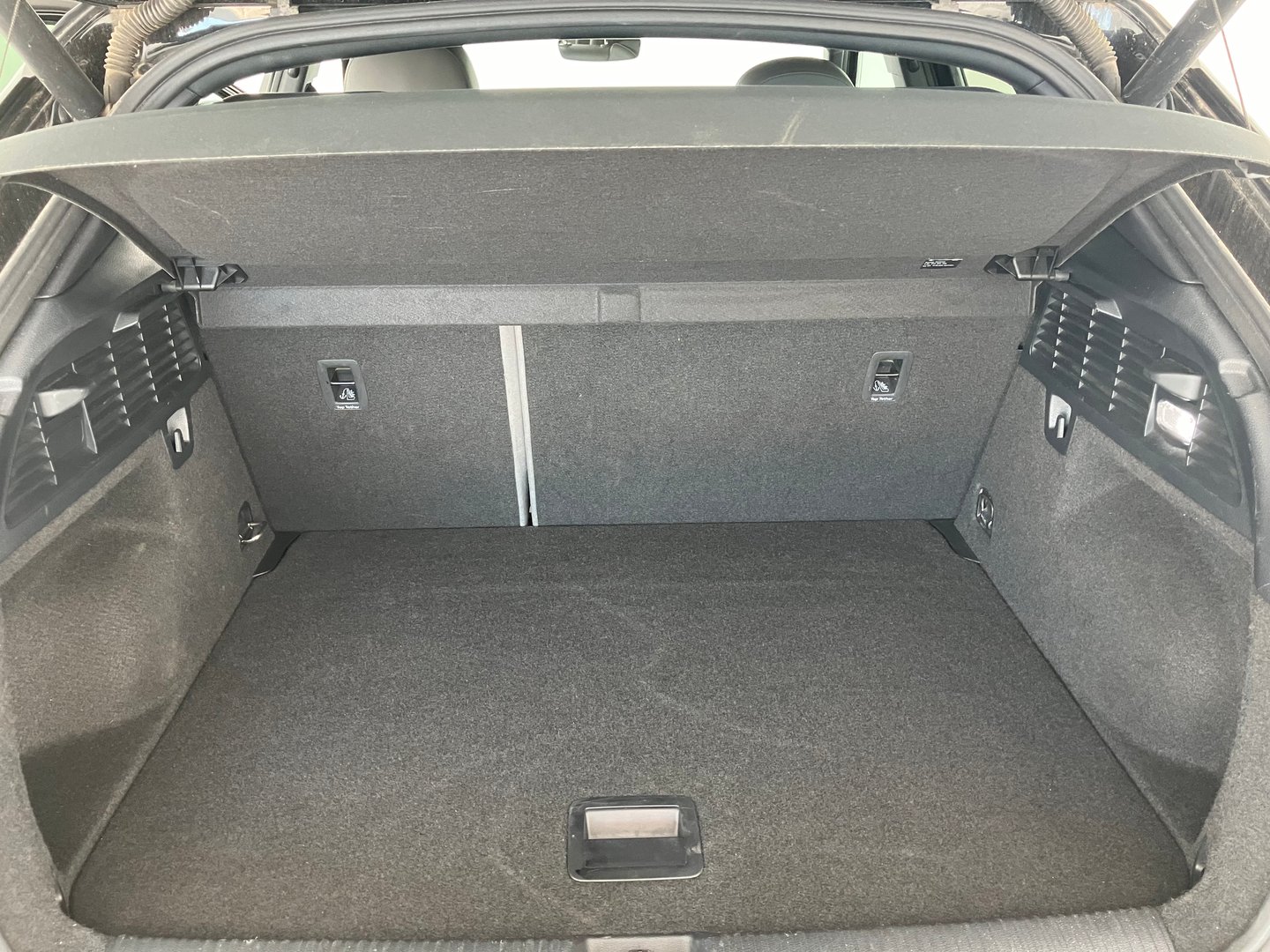 Audi Q2 35 TDI Sport | Bild 10 von 13