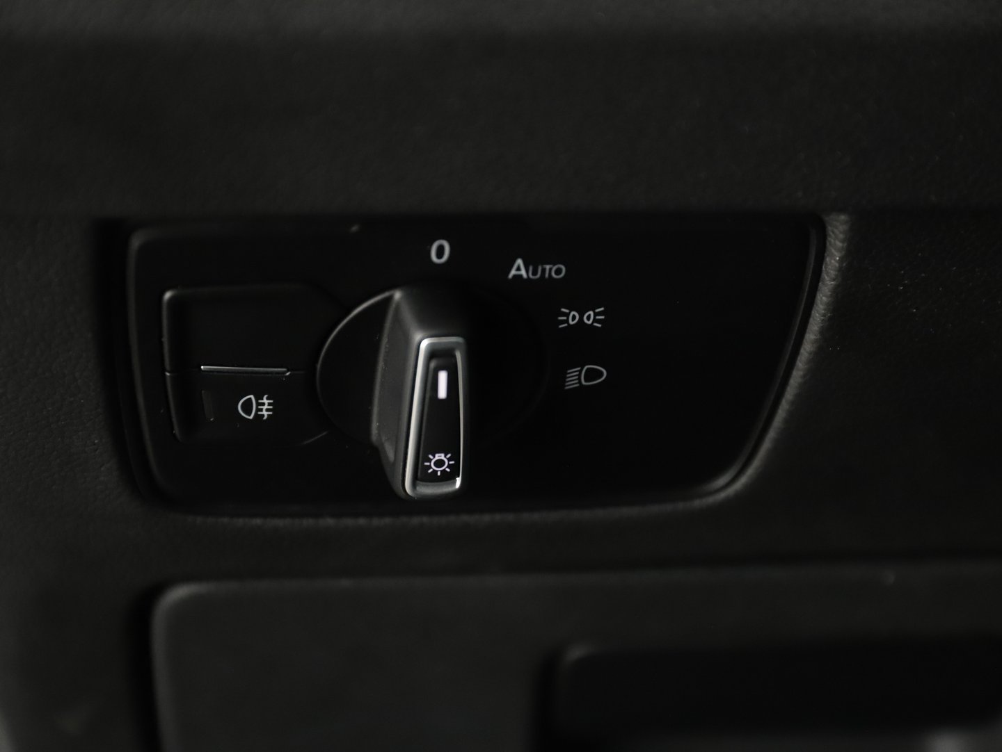 VW Passat Variant TDI DSG | Bild 12 von 31