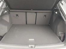 Audi Q4 e-tron performance in Gletscherweiss metallic