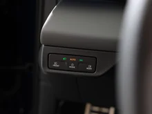 CUPRA Terramar 1.5 e-TSI 150 PS DSG in Cosmos-Blau Metallic