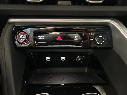 Bild eines Audi SQ5 SUV TFSI