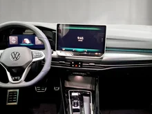 VW Golf Variant Sport mHeV DSG in Delfingrau Metallic