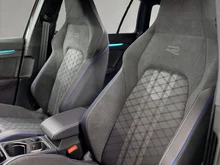 VW Golf Variant Sport mHeV DSG in Delfingrau Metallic