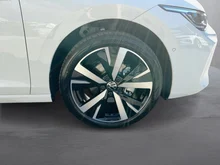 VW Golf Rabbit TSI in Pure White