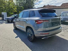 Škoda Karoq Sportline TDI SCR in Graphit-Grau Metallic