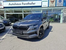 Škoda Karoq Sportline TDI SCR in Graphit-Grau Metallic