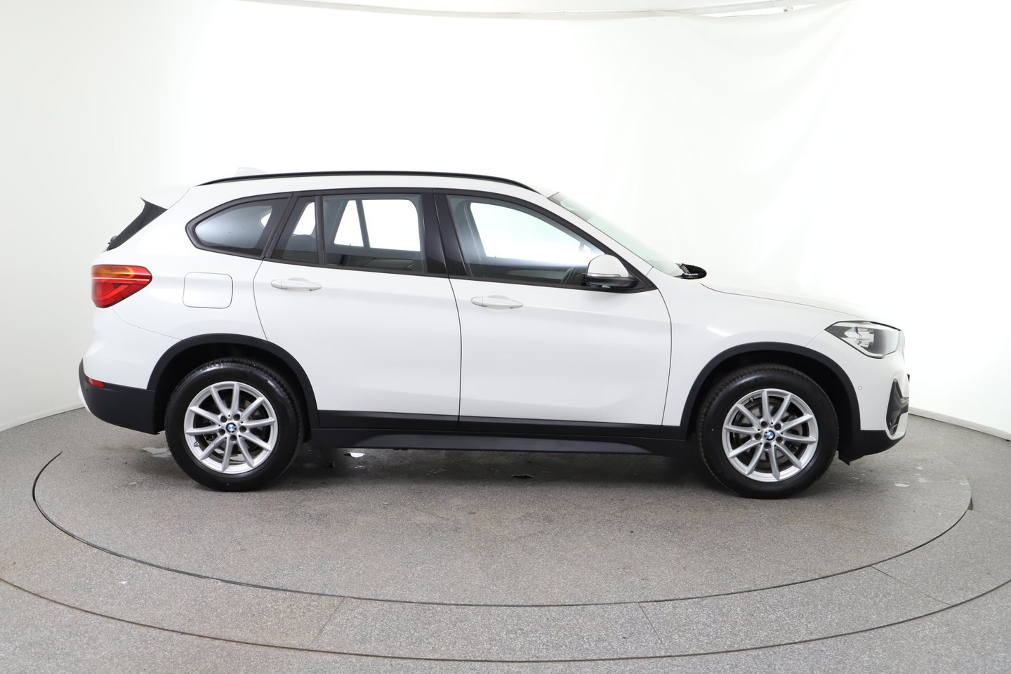 BMW X1 sDrive16d | Bild 6 von 30