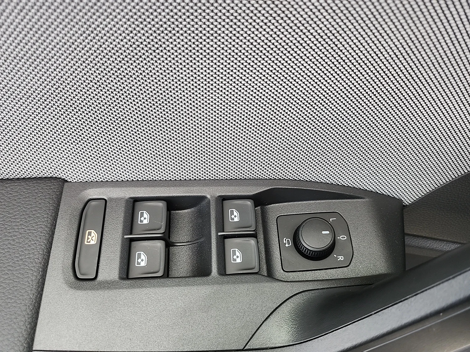 Bild eines Arona FR 1.0 TSI DSG