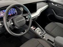 Škoda Octavia Combi Selection TDI DSG in Graphit-Grau Metallic