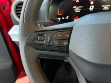 SEAT Ibiza Reference 1.0 in Emotion-Rot