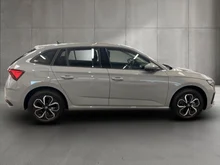 Škoda Scala Essence TSI in Stahl-Grau