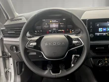 Škoda Scala Essence TSI in Stahl-Grau