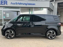 VW ID Buzz ID. Buzz GTX in Deep Black Perleffekt