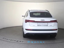 Audi e-tron Sportback 55 quattro S line in GLETSCHERWEISS METALLIC