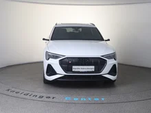 Audi e-tron Sportback 55 quattro S line in GLETSCHERWEISS METALLIC