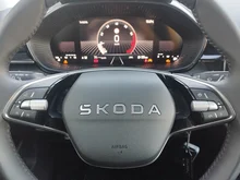 Škoda Fabia Essence in Alaska-Weiß