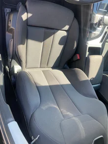 Audi A4 Avant 40 TDI advanced quattro in brillantschwarz Klar